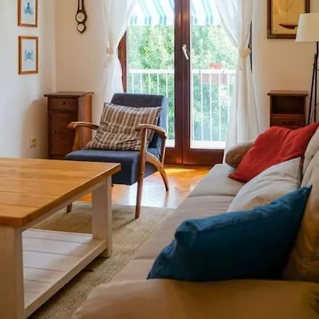 Appartement Forest Park Nest Apartment, Near Centre, With Free Parking *