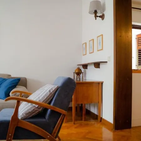 Appartement Forest Park Nest Apartment, Near Centre, With Free Parking Split