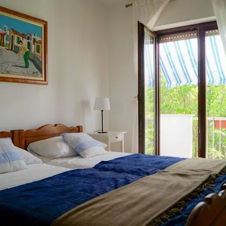 Appartement Forest Park Nest Apartment, Near Centre, With Free Parking Split
